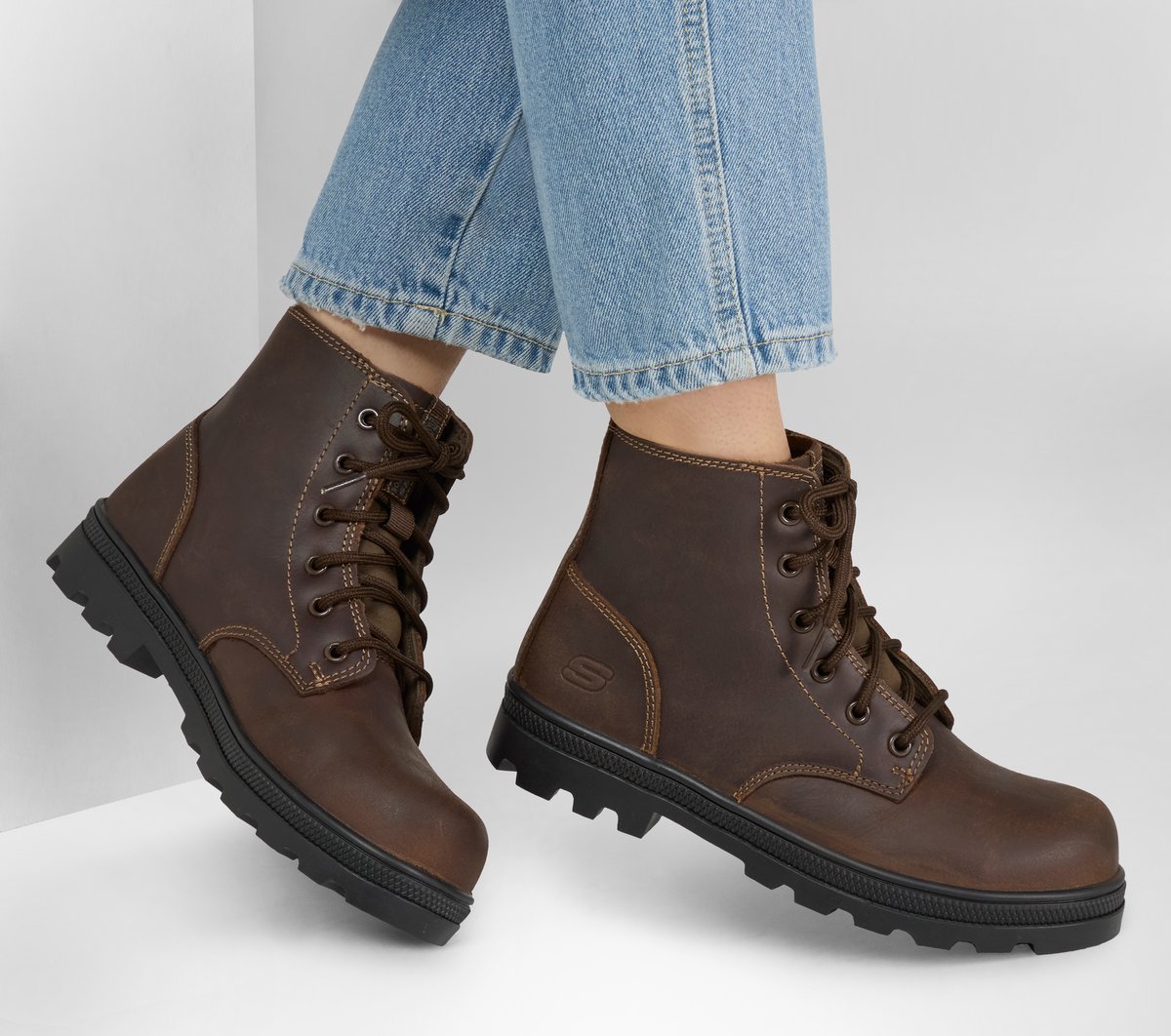Work: Rotund - Finnen | Skechers sale